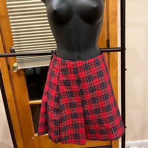 Cute Plaid Skirt❤️ Size 11